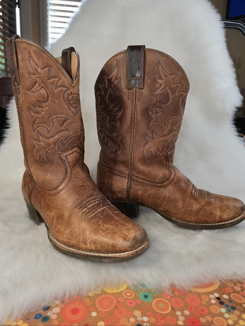 Ariat Kids Heritage R Toe Western Boots "Rowdy"
